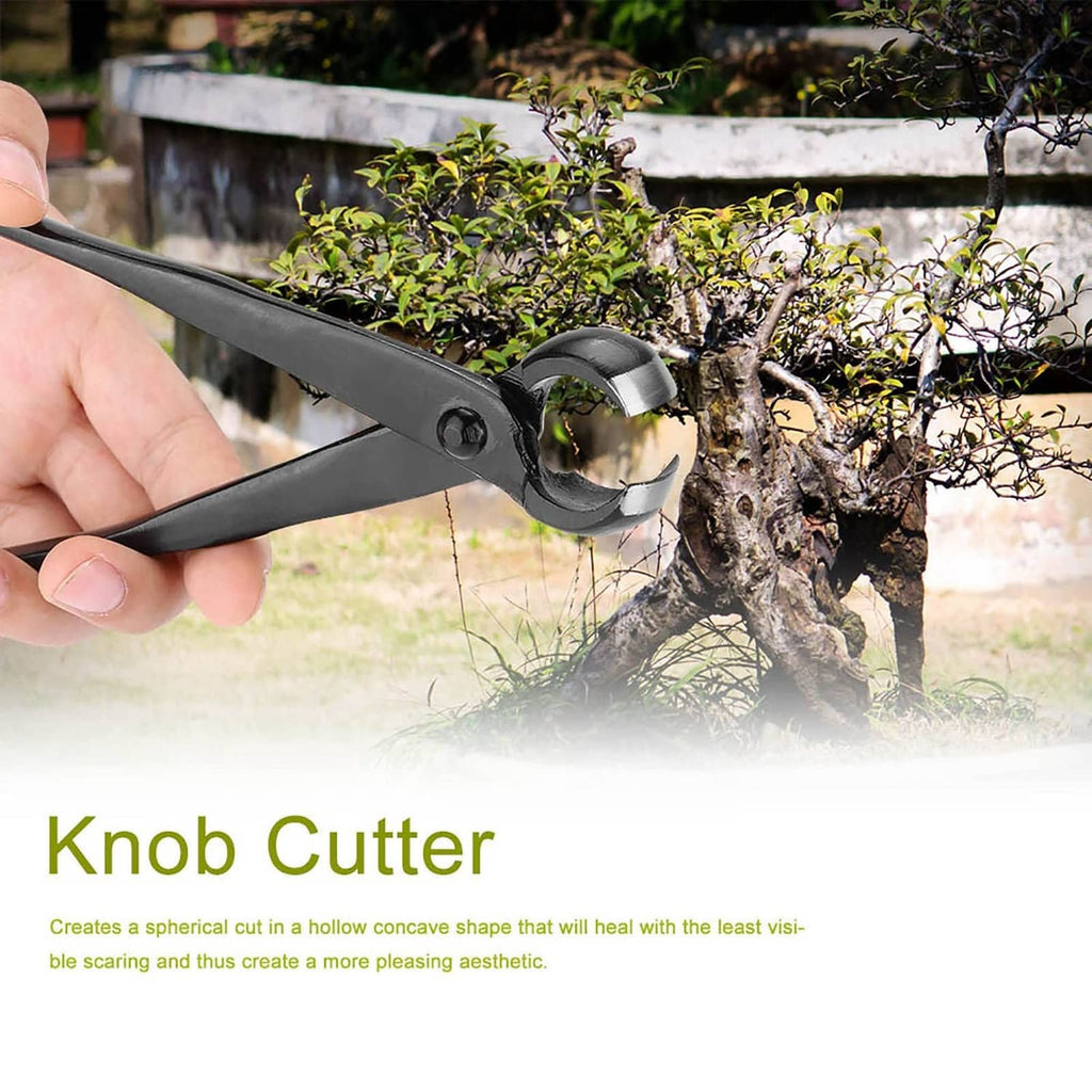 Bonsai concave cutter cutting on bonsai branches with concave head