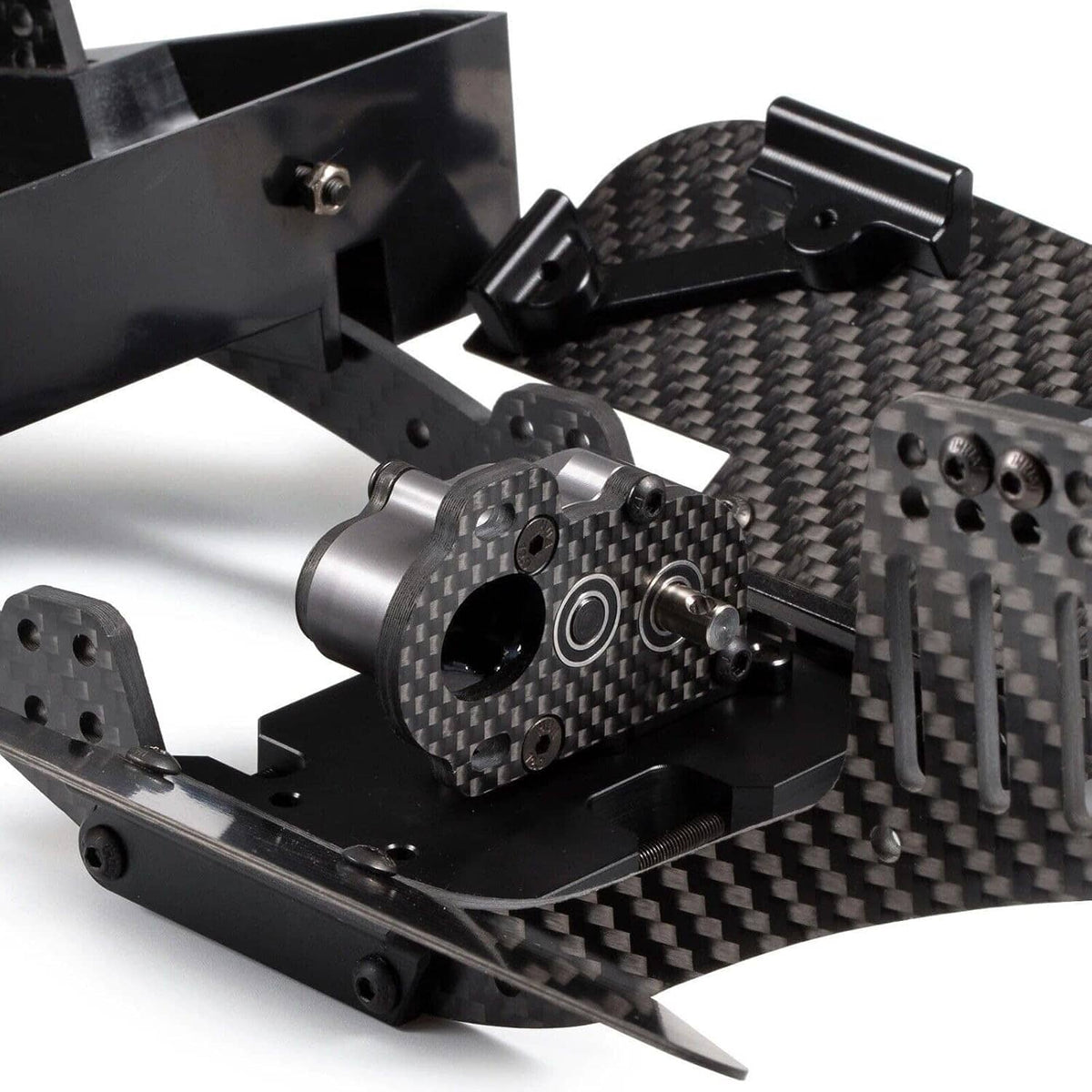 RC 48P gearbox with slipper pad with surrounding chassis parts, carbon fiber and metal