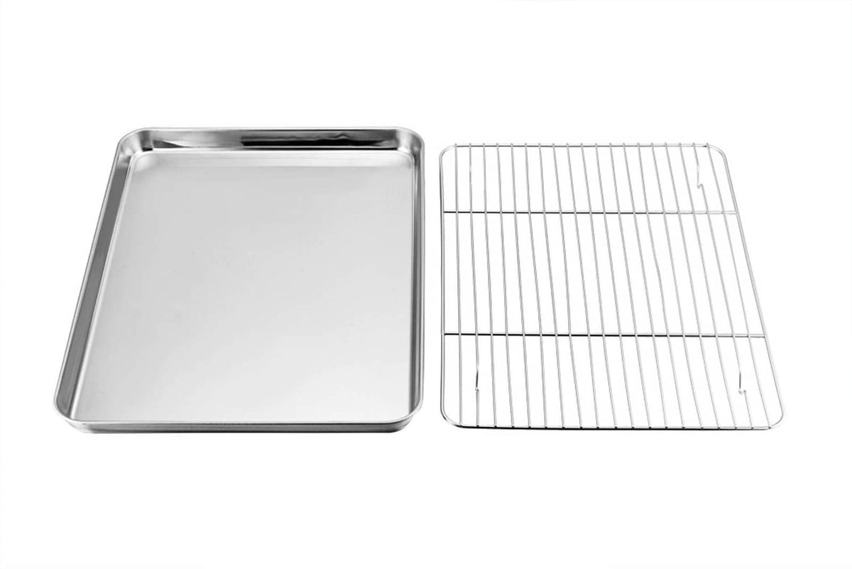 Stainless steel baking pan and separate wire roasting rack