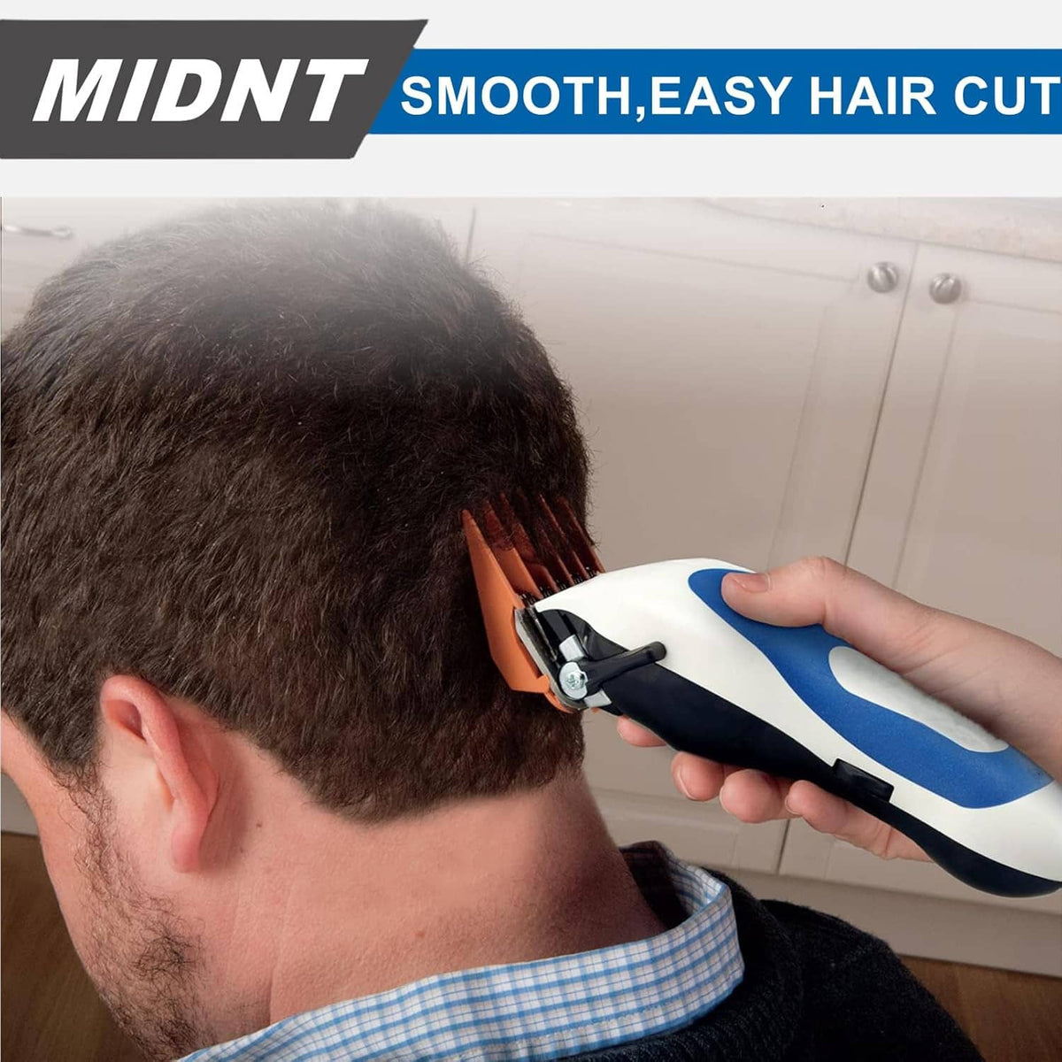 Hair clipper with replacement blade trimming short hair along the side