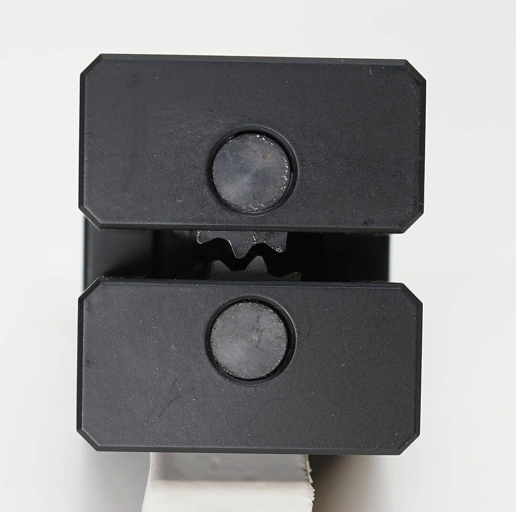 Power-assisted sheet metal crimper jaws with two black plates and circular controls