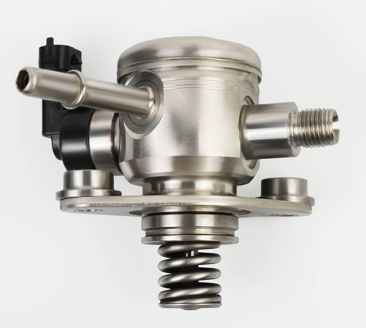 High-pressure fuel pump with metal housing, coil spring, and two pipe connections