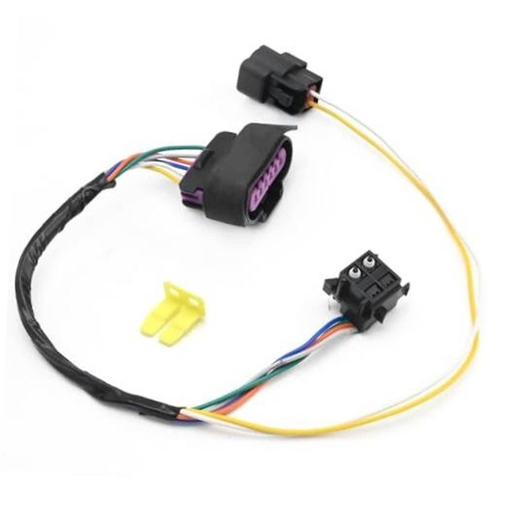 Door handle connector harness with multi-wire plug and purple connector port