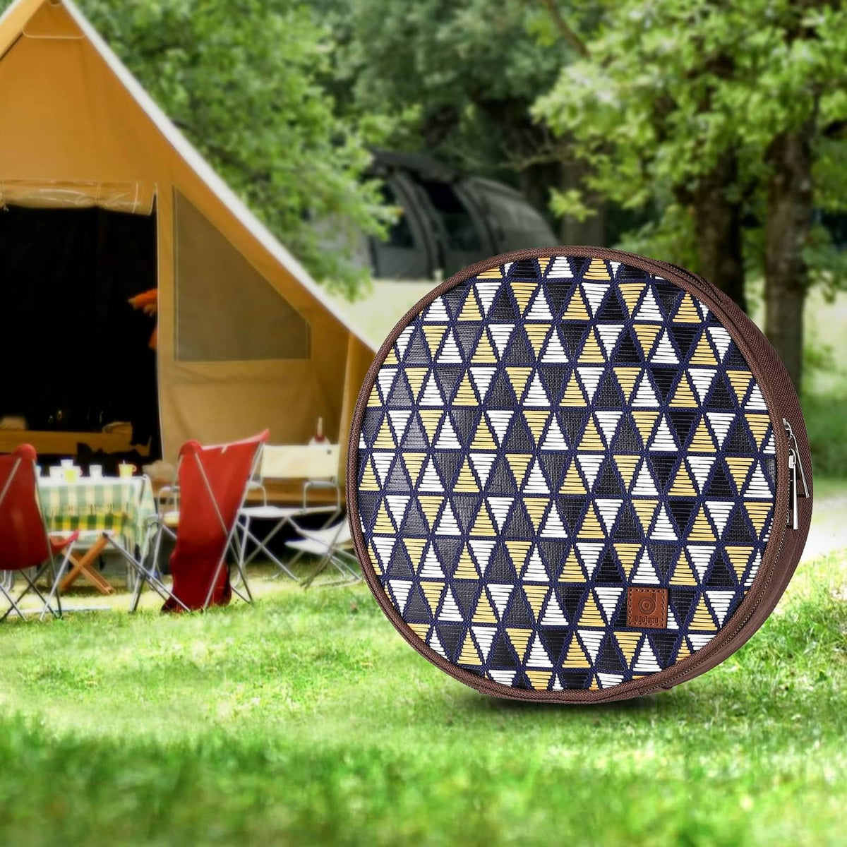 Patterned zippered carrying case for stainless steel camping mess kit