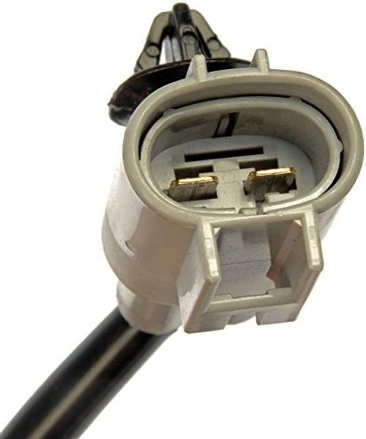 Fan motor electrical connector plug on engine cooling fan assembly