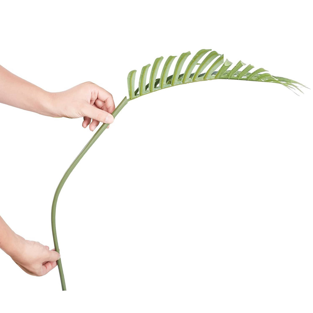 Flexible artificial palm frond tips on bendable green stems