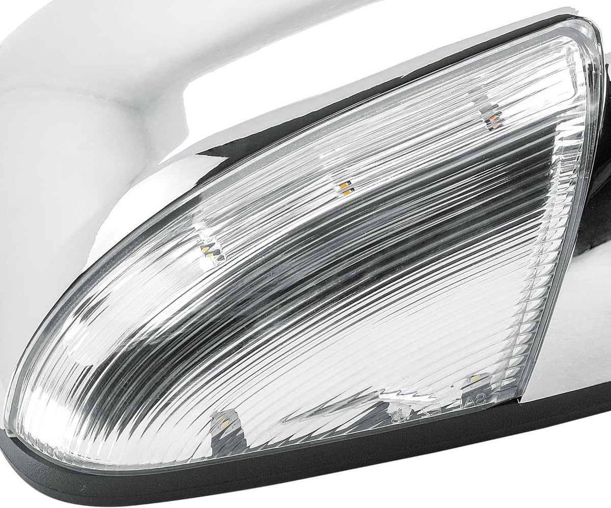 Close-up of right mirror clear lens with ribbed reflector surface