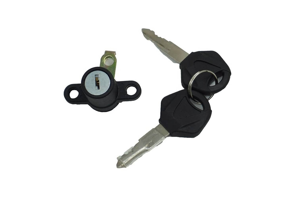 Key set and lock cylinder for ignition with two matching keys