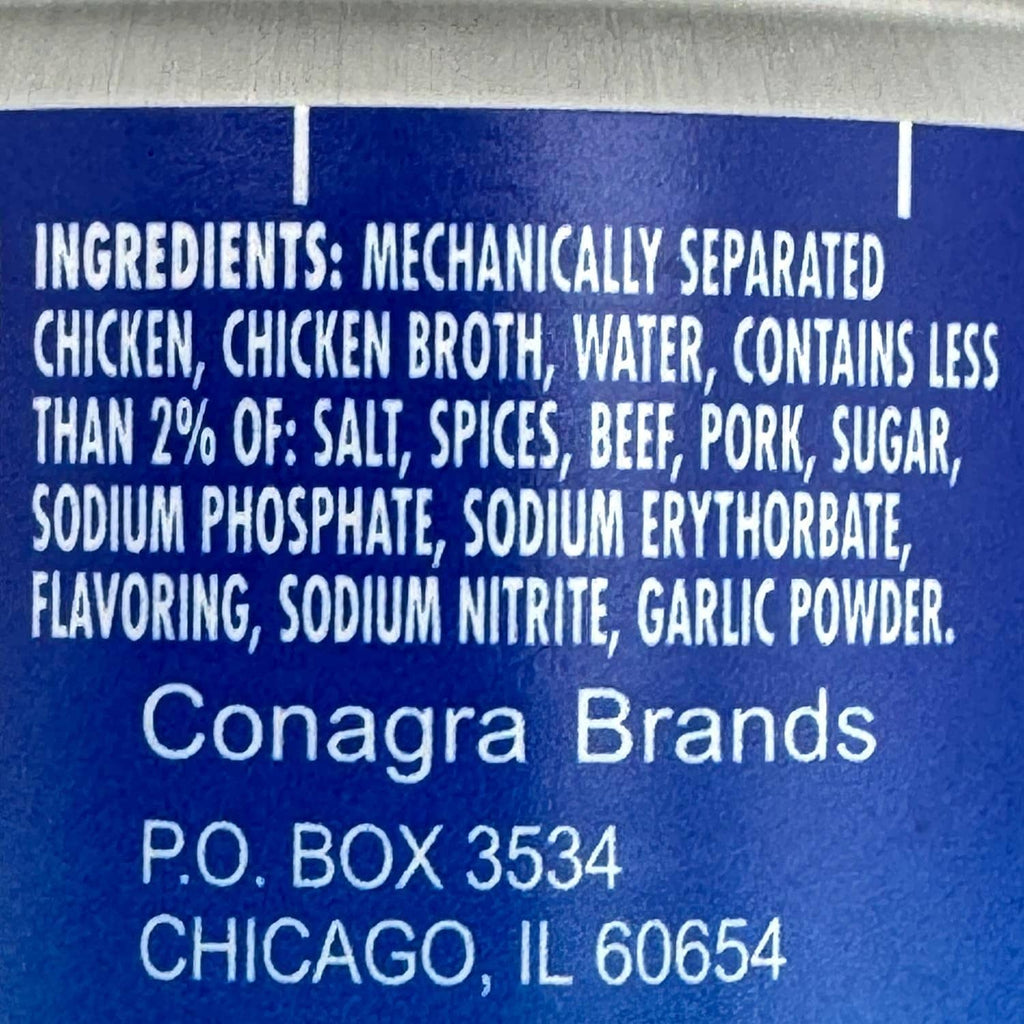 Ingredients and manufacturer text on Libby's Vienna Sausage can, includes chicken broth