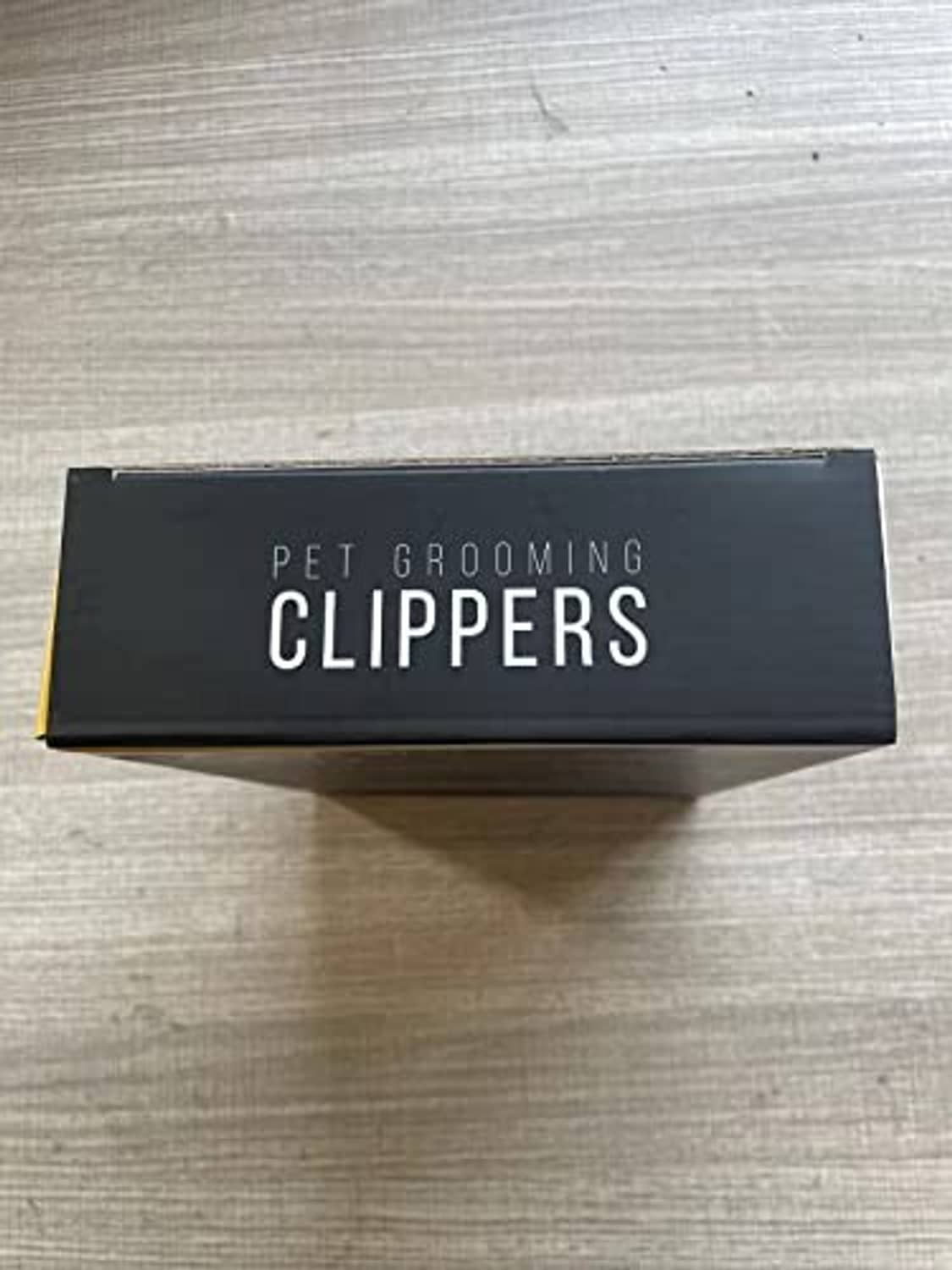 “PET GROOMING CLIPPERS” retail box with centered CLIPPERS lettering
