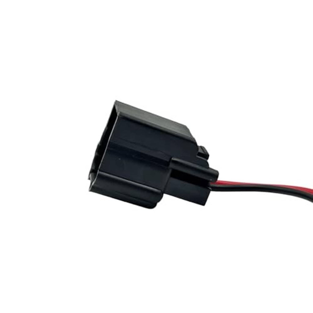 Throttle connector pigtail end view with black connector housing and red/black wires