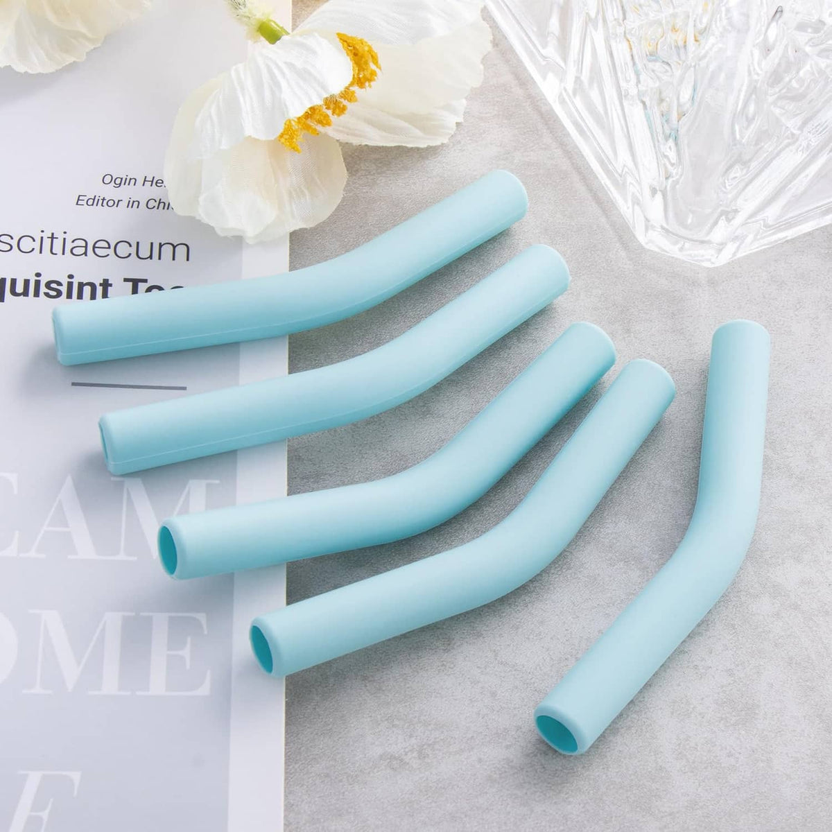 Set of light blue silicone straw elbow tips, bent 90-degree shape, 6 pcs