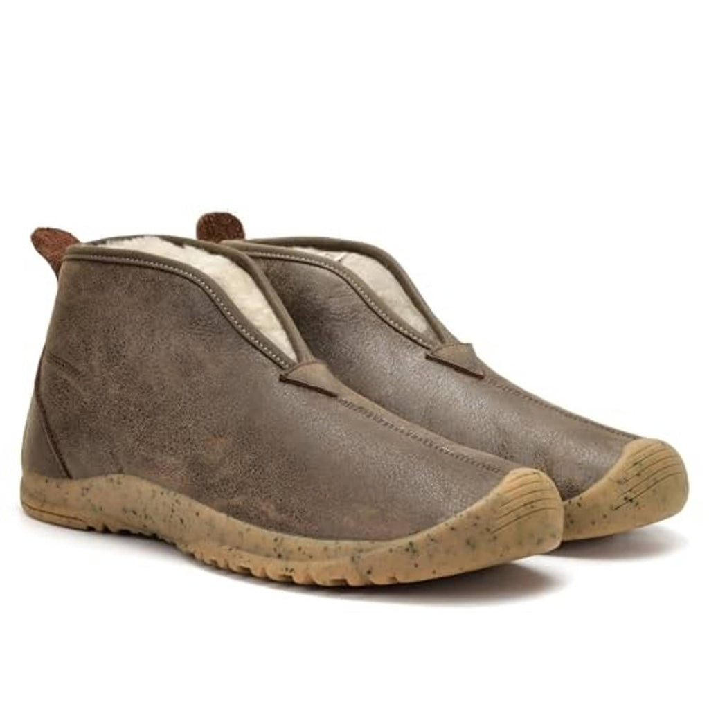 Chestnut men's moc winter shoes with shearling lining and cushioned rubber sole