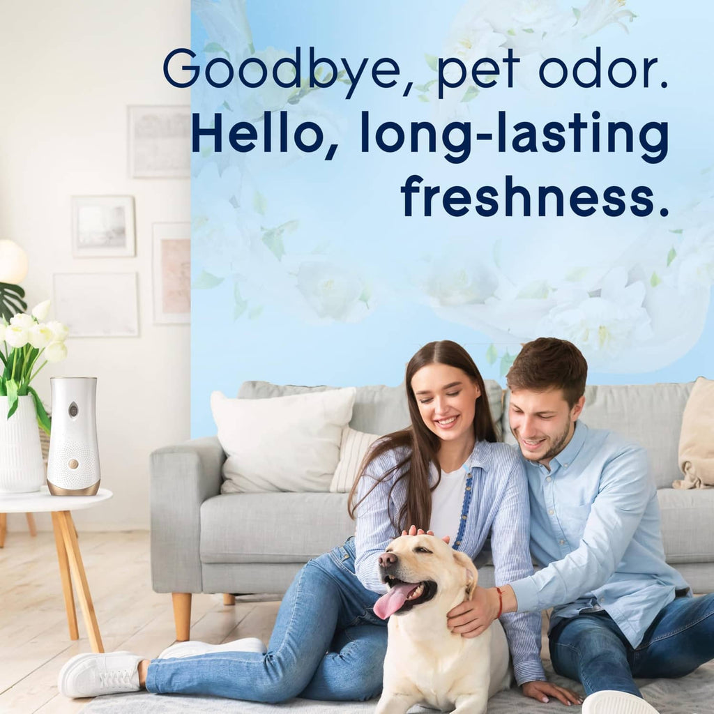 Automatic spray freshener device with long-lasting pet freshness refill and dog