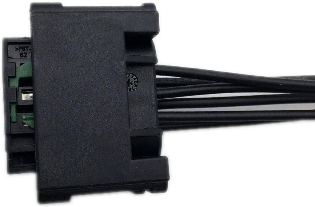 Throttle body wiring connector housing with green contacts and black wire leads