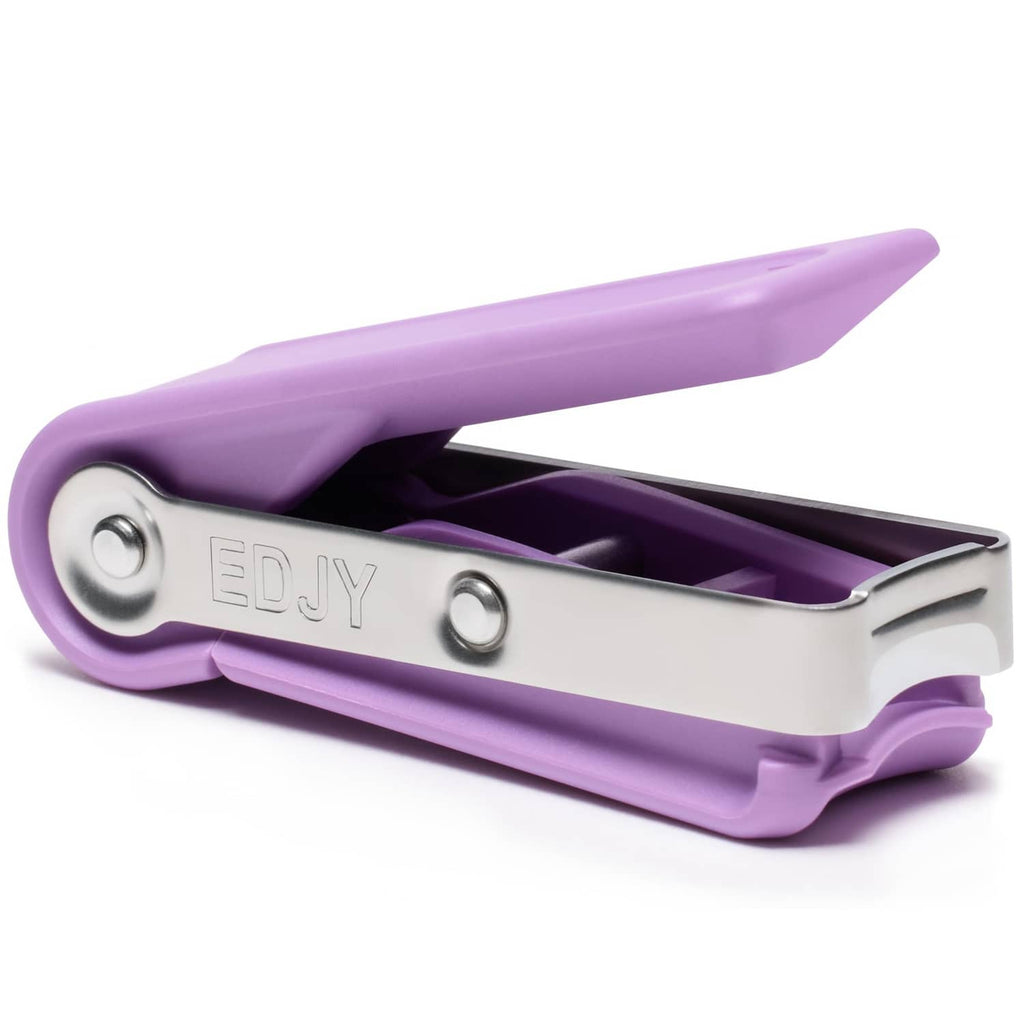 Lilac stainless steel fingernail cutter with curved precision blades, 1-pack.