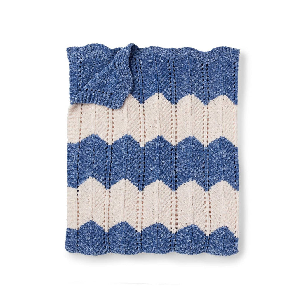 Blue and cream zigzag knitted baby blanket square