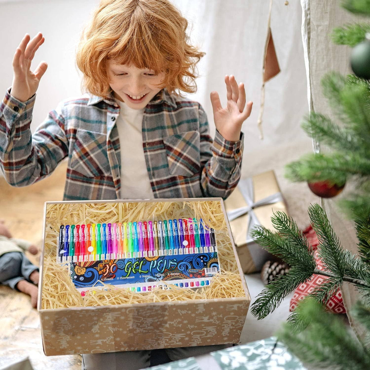 Gel pen set gift box with assorted colorful pens in a protective tray